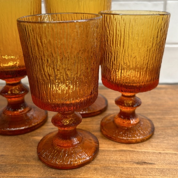 Vintage Ravenhead Siesta Mid Century Textured Stemmed Amber Glasses Set Of Four - Picture 2 of 16